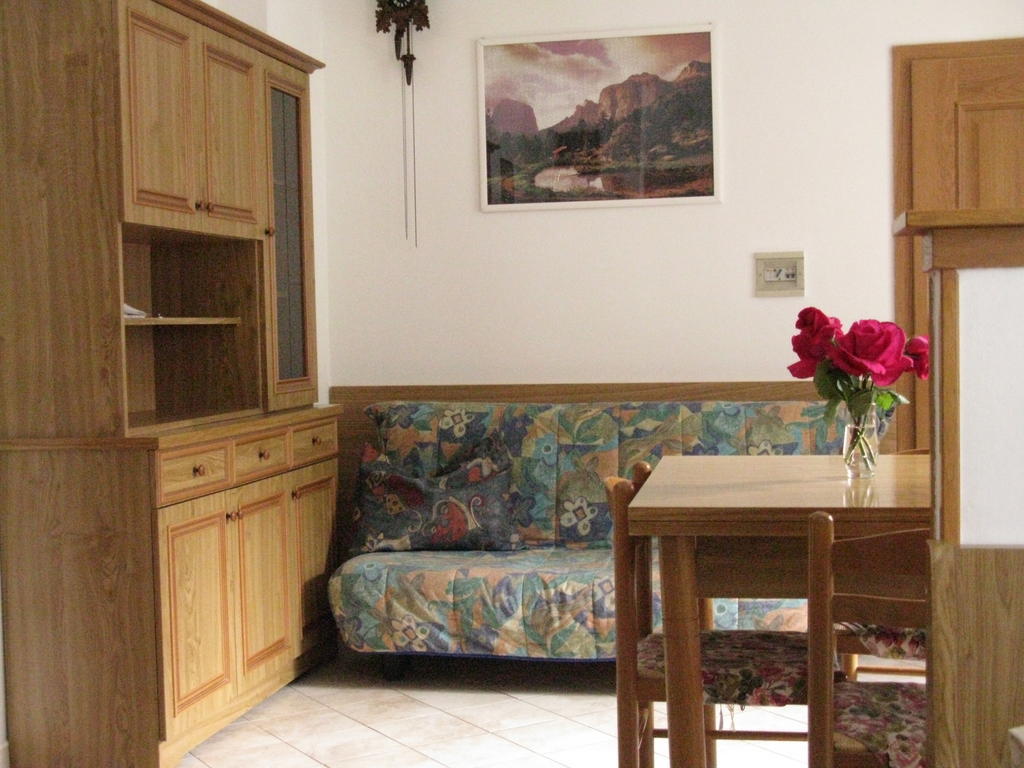 Appartamenti Donini Marco Molveno Habitación foto